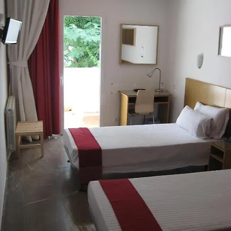 Hotel La Caleta De Tamariu
