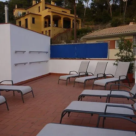 La Caleta De 3*