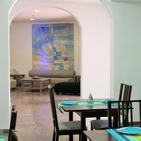 La Caleta De Hotel