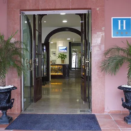 La Caleta De Hotel 3*